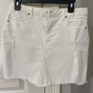 Love Tree white denim stretch skirt size L